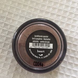 Bare Minerals eyeshadow- heart